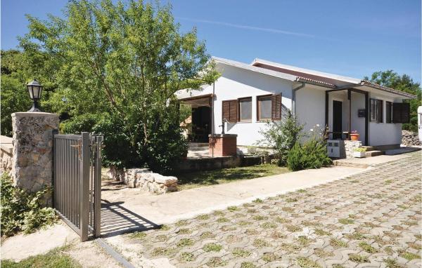 Holiday home Jezera Put Sv.Roka, Rezervați Apartament Jezera Murter Island