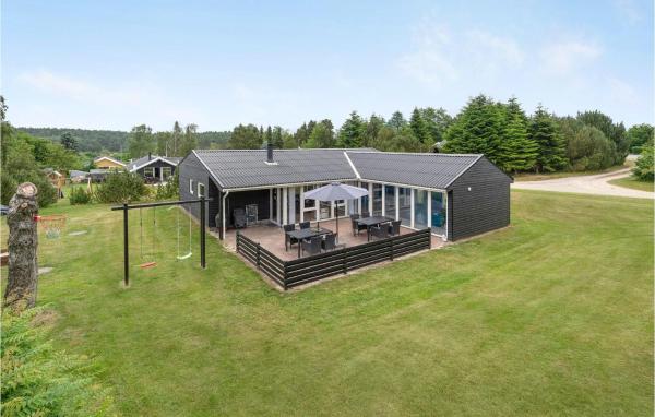 Nice Home In Ebeltoft With Sauna, Rezervați Casă de vacanță Hoteluri în Midtjylland cu piscină, Piscină