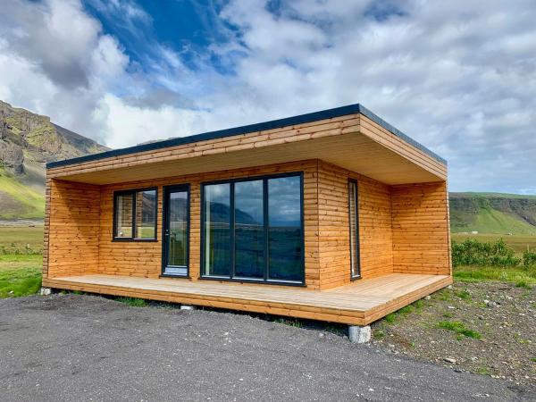 Nónhamar, Rezervați Apartament Hof East Iceland