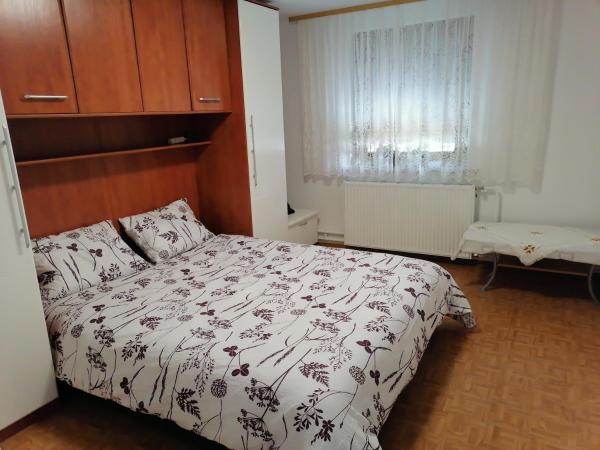 Bela golobica Bogojina, Rezervați Casă de vacanță Case de vacanță Pomurje, Casetă