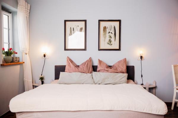 Pension Adele - Ruhig, direkt am Elberadweg & Badesee mit Balkon, Rezervați  Leuben Pieschen