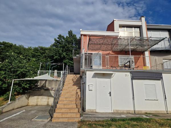 APARTMANI IGERČIĆ, Rezervați  Hoteluri în Kvarner cu parcare, Parcare