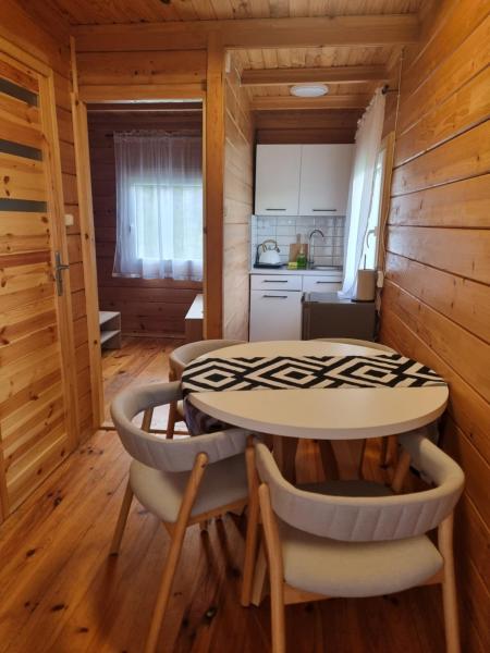 Domki u Pieszczocha BIESZCZADY, Rezervați  Hoteluri în Podkarpackie cu piscină, Piscină