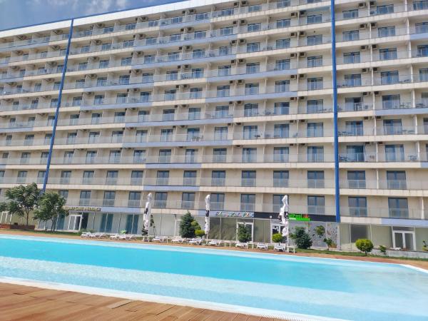 BLAXY Resort STEFI, Rezervați  23 August 