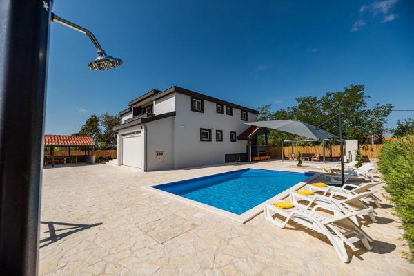 Villa Heaven, Rezervați  Donji Zemunik Zadar County