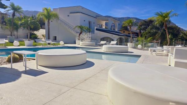 My Place B&B, Rezervați  Carini Sicilia