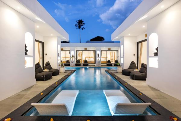 Villa Kelolyne, Rezervați  Hoteluri în Badung cu piscină, Piscină