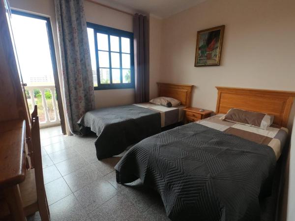 Twin Room at Villa Lila, Rezervați  Puerto de la Cruz Tenerife