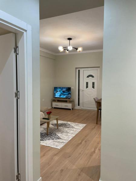 Villa VSV:Second Flat+Parking, Rezervați  Bathore Tirana County