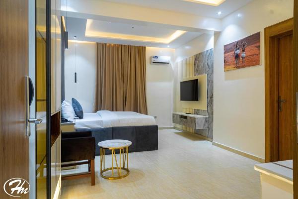 Hadmof Hotel and Suites, Rezervați Hotel Hoteluri ieftine în Ikeja