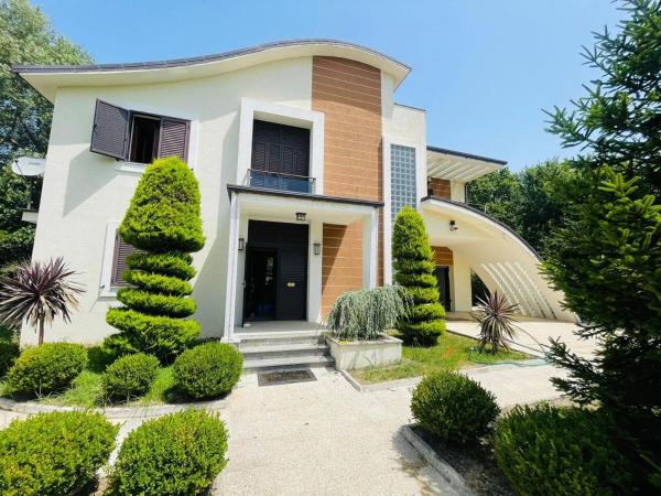 Villa, Rezervați  Hoteluri în Shkoder County cu parcare, Parcare
