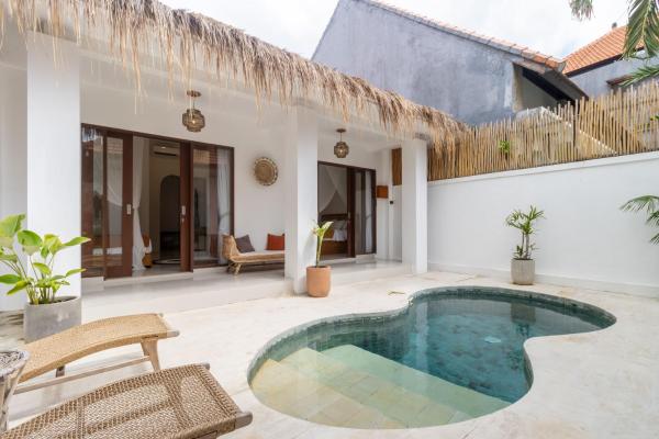 Lyla Villa by The Balinese Villa Agency, Rezervați  Hoteluri în Munggu cu piscină, Piscină