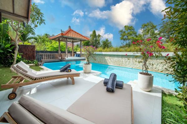 Tropical Villa Senang, Rezervați  Hoteluri în Bali cu parcare, Parcare