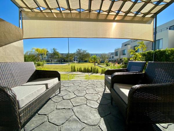 Casa Moderna con Alberca en Morelos, Rezervați  Hoteluri în Xochitepec cu piscină, Piscină