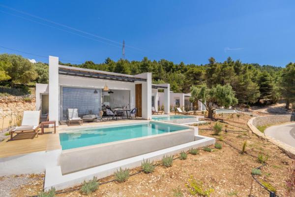 Mellamare Luxury Suites, Rezervați  Póndi Ionian Islands