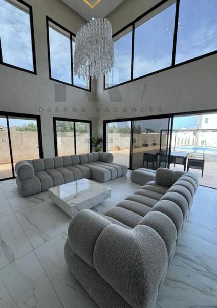 Villa Five Palm, Rezervați  Hoteluri în Temlale cu piscină, Piscină