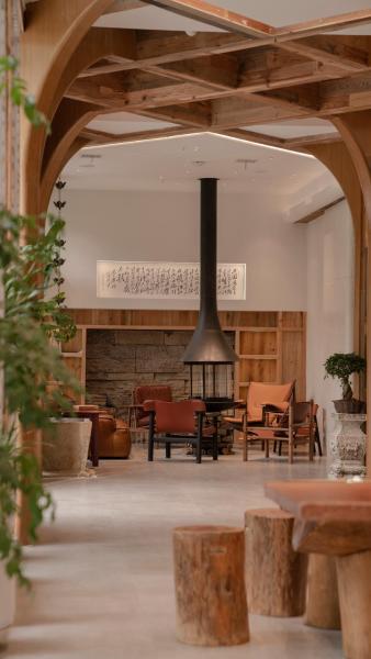 Patio Spring Holiday Inn--Free pick up-Airport & Railway st ation&TianMen Mount ain--Free travel customization, Rezervați  Yong Ding 