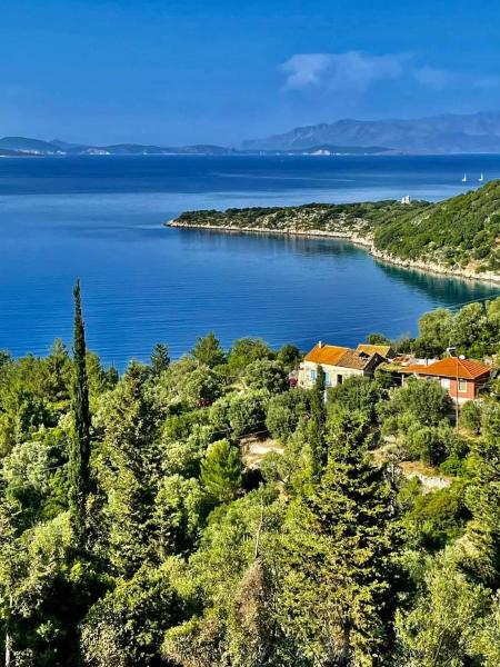 Villa Theodora, Rezervați  Kiónion 