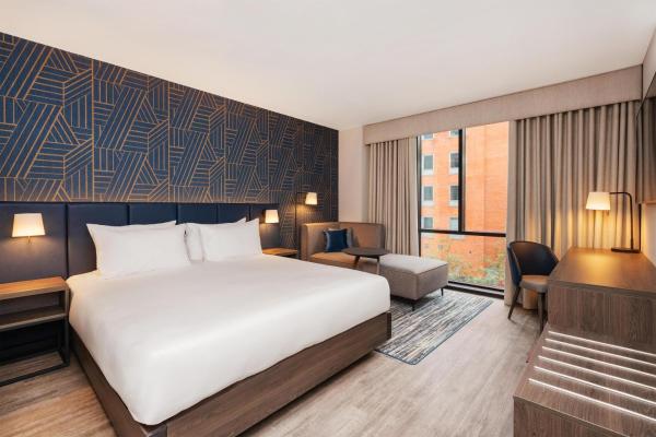 Hyatt Place Leeds, Rezervați  Leeds 