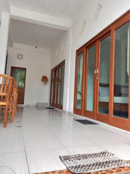 KOMANG homestay, Rezervați  Hoteluri ieftine în Bali