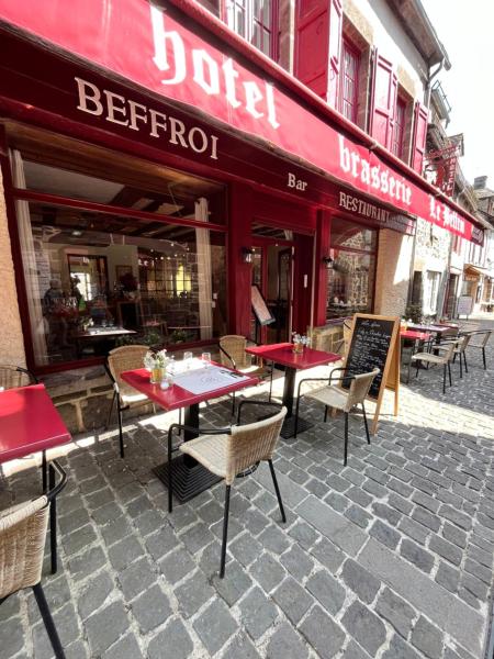 Hôtel Restaurant Le Beffroi, Rezervați  Salers 