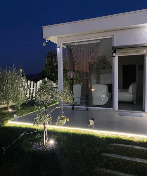 DSVilla, Rezervați  Hoteluri în Elbasan County cu piscină, Piscină