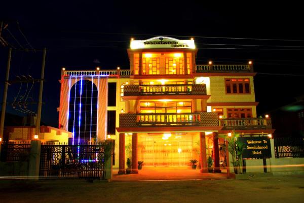 Sandalwood Hotel, Rezervați Hotel Heho Shan State