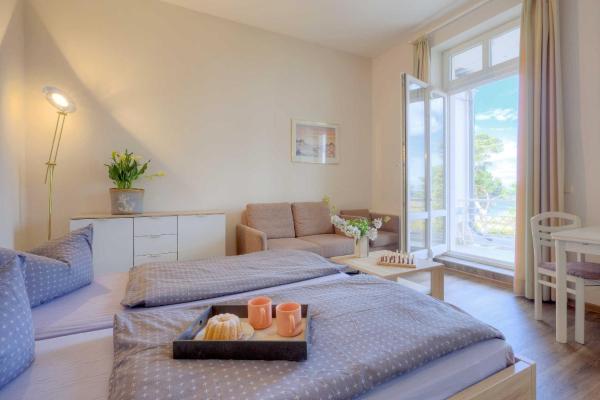 Dünenstraße 24, Rezervați  Hoteluri în Usedom cu parcare, Parcare