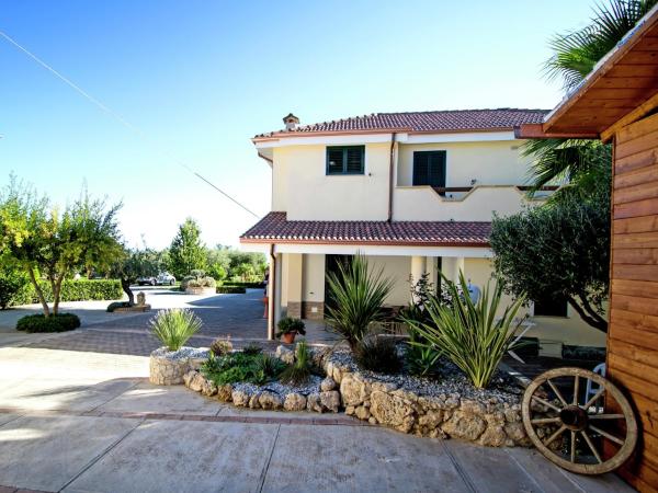 Apartment in Gasponi with Mountain Views, Rezervați  Hoteluri în Gasponi cu piscină, Piscină