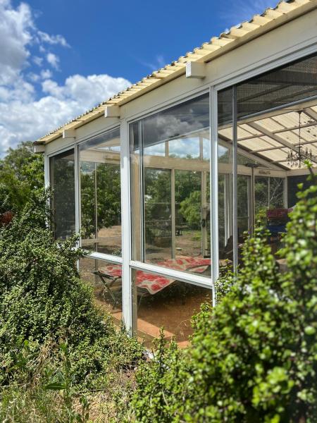 StayAU Farmstay escape Pastoral Fruit Picking, Rezervați  Little River Melbourne