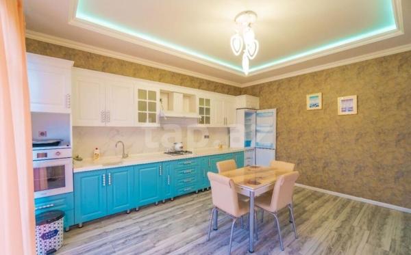 Villa vüq, Rezervați  Hoteluri în Gusar district cu piscină, Piscină