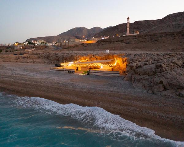 Phosphorus Beach Camps, Rezervați  Sur Al Sharqiyah