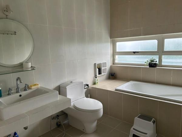 Villa tophill 99, Rezervați  Babakan Madang West Java