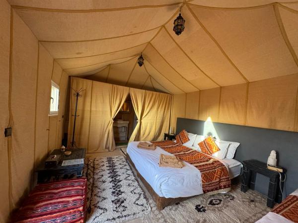 Hagra Luxury Camp Merzouga, Rezervați Hotel Merzouga 