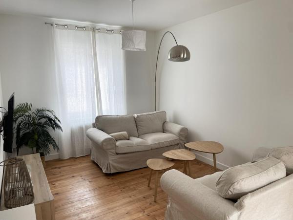 Appartement Louison jusqu\à 4 personnes, Rezervați  Bort-les-Orgues 