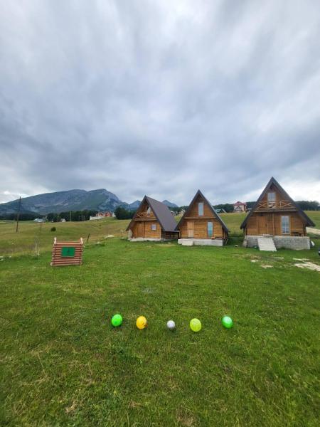 Monte Diva Zabljak, Rezervați  Hoteluri în Zabljak County cu parcare, Parcare
