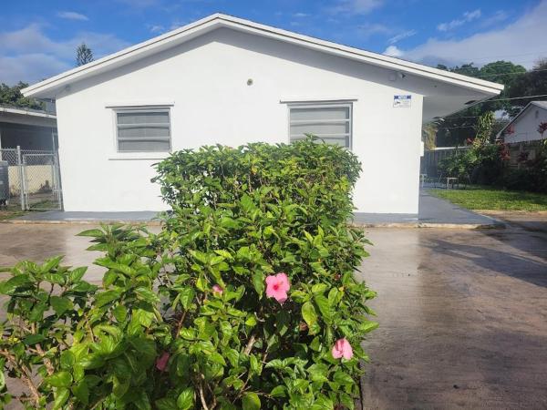 N61, Rezervați Hotel Hollywood Panhandle Florida
