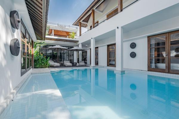 Villa Agathe by Alfred in Bali, Rezervați  Hoteluri în Bali cu parcare, Parcare