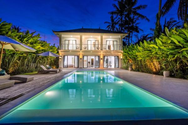 Modern Comfort in Natural Paradise - Ubud Villa Retreat, Rezervați  Hoteluri în Bali cu parcare, Parcare