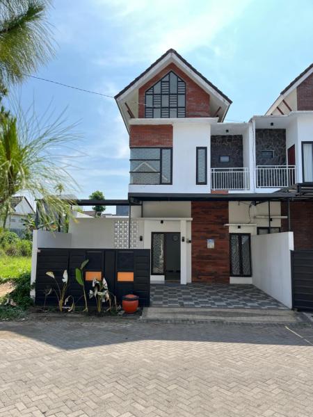 MP Villa Boulvard 43 Malang, Rezervați  Blimbing East Java