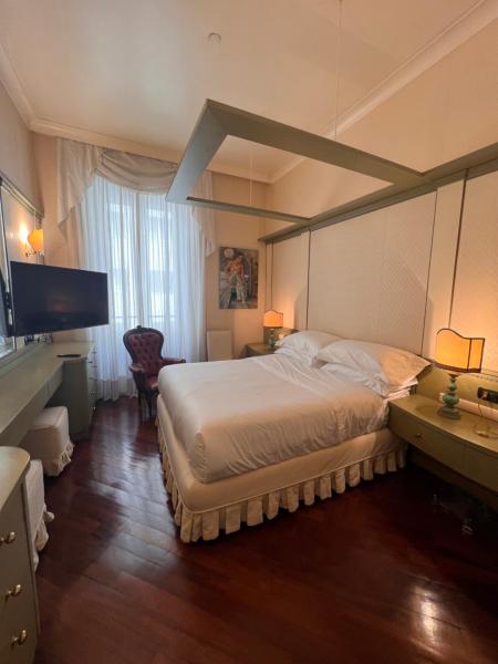 Residenza Lucullo, Rezervați  Roma Lazio