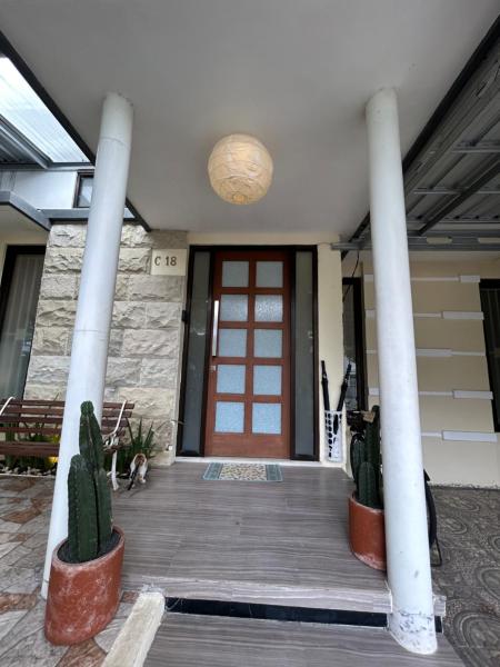 Dea's House Homestay, Rezervați  Blimbing East Java