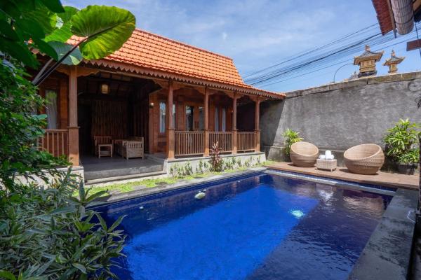The Lavana Magdalas Joglo Villa Canggu, Rezervați  Hoteluri în Dalung cu piscină, Piscină