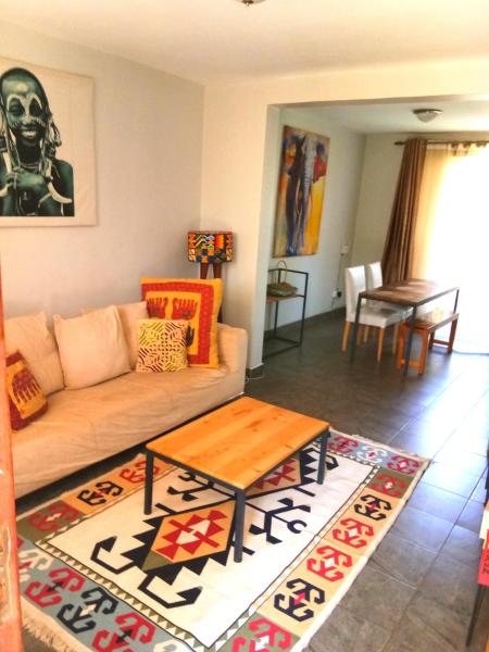 Tanga Number 14, Rezervați  Nairobi Hoteluri..., lângă The Technical University of Kenya