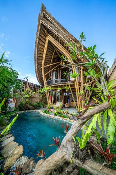The Queen Bamboo Ubud, Rezervați  Hoteluri în Bali cu parcare, Parcare