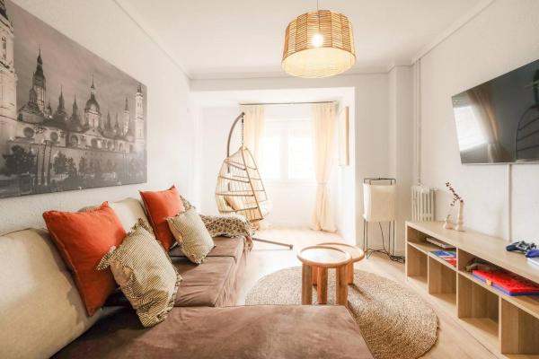 Casa Jesús | PS5 | Juegos Niños | WiFi | 6 Pax, Rezervați  Zaragoza 