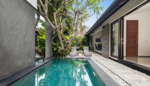 Villa Anjali Purple by Villa Finder, Rezervați  Hoteluri în Bali cu parcare, Parcare