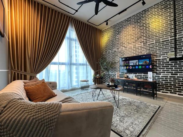 UrbanRuma BrickLoft Putrajaya Near IOI City Mall 3BR WiFi, Rezervați  Putrajaya Malaezia, lângă IOI City Mall