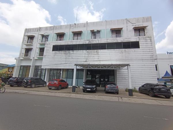 Hotel O Wisma Hamalau SyariahNearPulau Bromo Pedestrian Bridge, Rezervați  Hoteluri în Kalimantan cu parcare, Parcare
