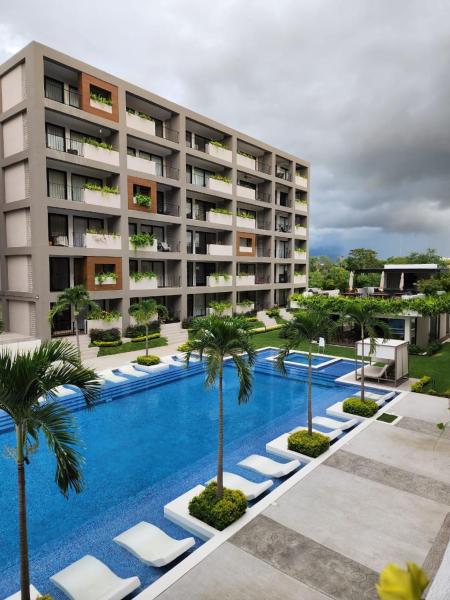 Hermoso y nuevo departamento en Nuevo Vallarta, Rezervați  Hoteluri în Nayarit cu piscină, Piscină